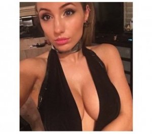Kailya live escort in Issaquah